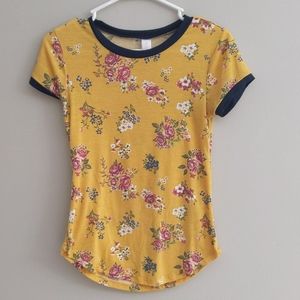 ❤3/$10❤🙋FINAL PRICE! Cute fall top! Size 3-5 juniors